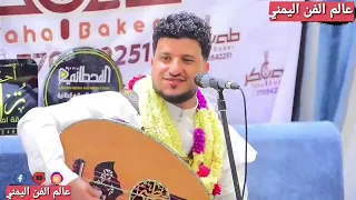 طه باكر يغني في زوجته الاولى سمعت انك ثنيت سكته زواجته الثانيه  طه باكر يغني في زوجته الاولى سمعت انك ثنيت سكته زواجته الثانيه