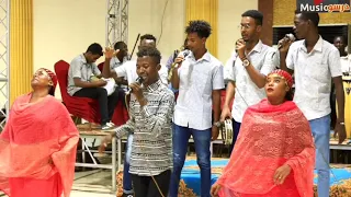 فرقة اولاد الخال للغناء الشعبي الحديث 