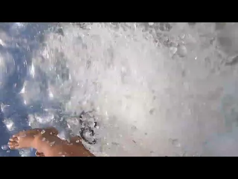 Clipe de Everything Is Temporary - Valery Trails