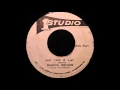 Download Lagu DENNIS BROWN - Easy Take It Easy [1979]