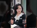 做了10年家庭主妇，生日当天撞见丈夫出轨闺蜜，亲儿子竟喊小三“妈”！她心死假死换名，归来已是畅销书女王，渣夫母子跪求她回家！