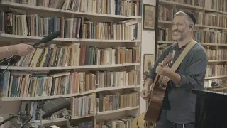 אביתר בנאי אותיות פורחות באוויר מתוך לייב סשן 2018 