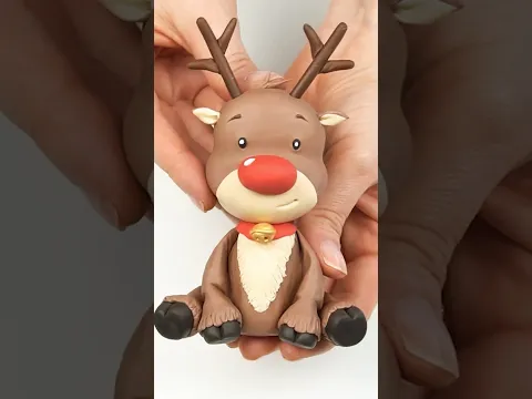 The Cutest Reindeer Cake Topper You'll See This Christmas 🦌