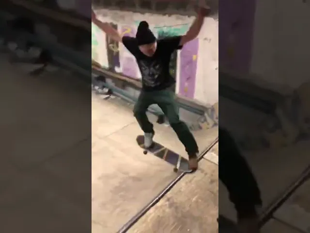 Видео