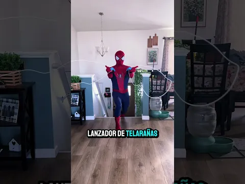 ¡Este hombre quería convertirse en Spider-Man de verdad! 😱