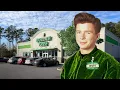 Rick Astley Works At Dollar Tree