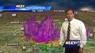 Severe weather moving through WLKY viewing area