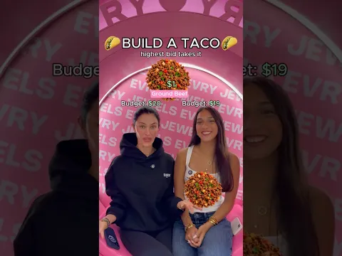 Build a taco🌮 who won?👀 #buidyourown #fyp #games #food