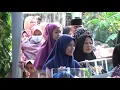 Download Lagu Upacara Adat Sunda pengalungan bunga melati kepada pengantin pria