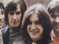 the  kinks    " young and innocent days."         stereo remaster. 2017 post.