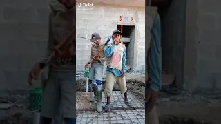 video lucu tiktok dikala kuli bangunan gabut