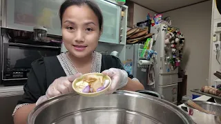 Ko ngờ luôn, lần đầu làm giò heo rút xương chiên giòn da ăn cùng bánh hỏi & biểu cảm bất nào của Sa