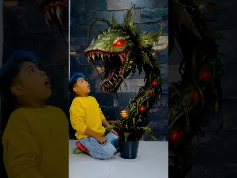 SANTI PLANTÓ UNA PLANTA ATERRADORA #santioficial #funny #viral #horror