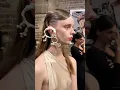 Download Lagu COME BACKSTAGE WITH ME TO HECTOR MACLEAN LFW SS26: THE GIRL WHO ATE THE DRAGON PART 2