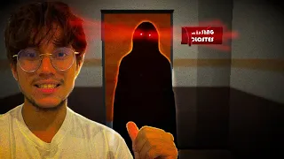 Do NOT Open The Dressing Closet... (Horror Game)