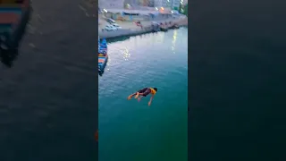 قفز من أعلى جسر الهيبر شي خرافي من شباب المكلا حضرموت اليمن  قفز من أعلى جسر الهيبر شي خرافي من شباب المكلا حضرموت اليمن