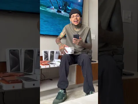 3 iPhones