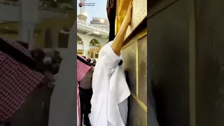 من أنت كيف اقتحمت الأرض قاطبة حتى سرى منك رعب في نواحيها أما خشيت القوى الكبرى و ما ملكت من العتاد 