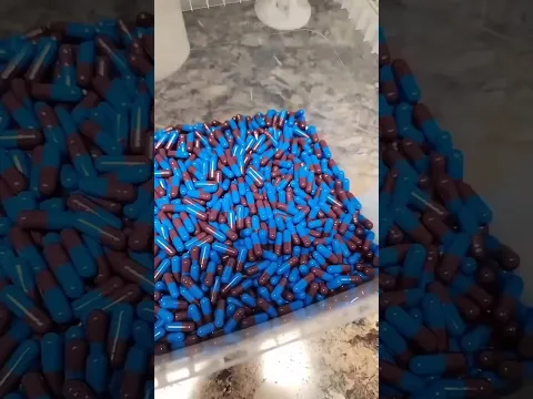 Así rellenan 100 cápsulas en 30 segundos