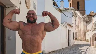 Hairy Men Natural Muscle Real Confidence