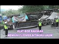 PROYEK FLYOVER SITINJAU LAUIK || Alat BORE PILE raksasa Di kawal PM melintas sitinjau lauik