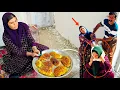 Lagu Baking traditional nomadic breads by Fatima, whose ex-husband has five wives
