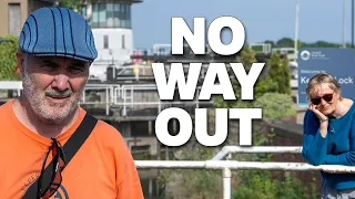 Busted Bridge. Broken Lock. 🫣 | Stuck on the Stainforth & Keadby Canal | Boat Life Ep 415