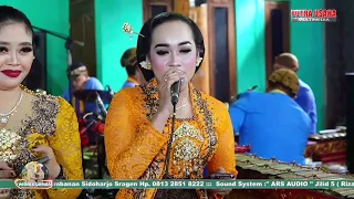 mudho laras bareng mbak wulan kapilut