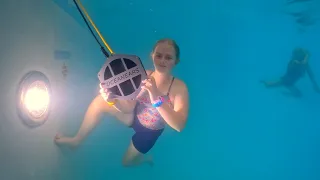 You can REALLY Hear Music Underwater! Swimming With Music - Oceanears Underwater Speaker