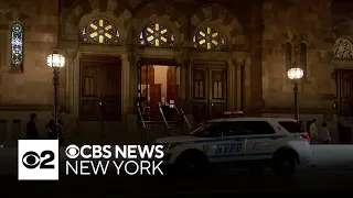 Man facing hate crime charges after disrupting NYC synagogue service police say