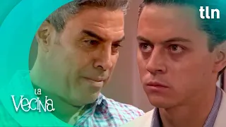 Pedro le hace una propuesta a Ricardo para aliarse | La vecina 42 3/3 | tlnovelas