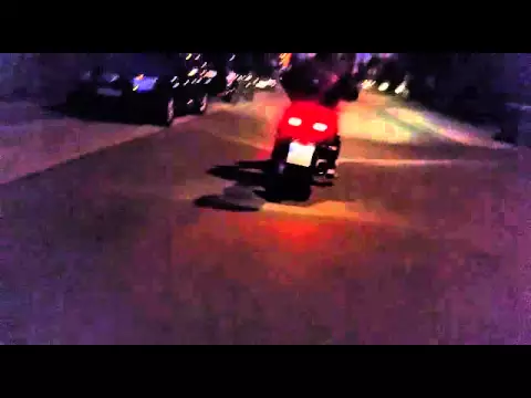 Download MP3 Piaggio Mp3 500 Sport with Akrapovic Sound