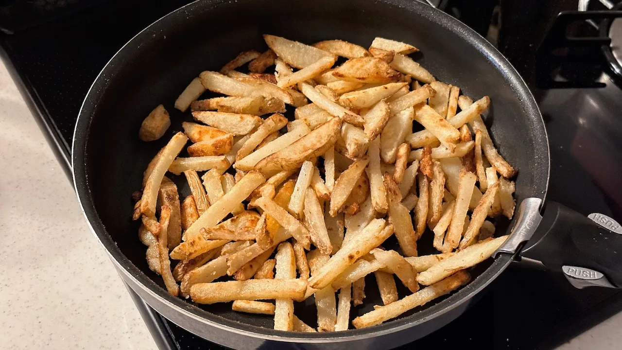 Homemade French Fries (Perfect Crispy Pan-Fried Recipe)     OCHIKERON