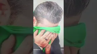 عليل يشتفي بالبوح حيناوحينا اشتفي وانا القتيل انا القتيل بلا اثم ولا حرج  عليل يشتفي بالبوح حيناوحينا اشتفي وانا القتيل انا القتيل بلا اثم ولا حرج