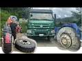 Download Lagu Rescue journey over 50km mountain pass to change tire of 3-wheel howo truck with flat tire