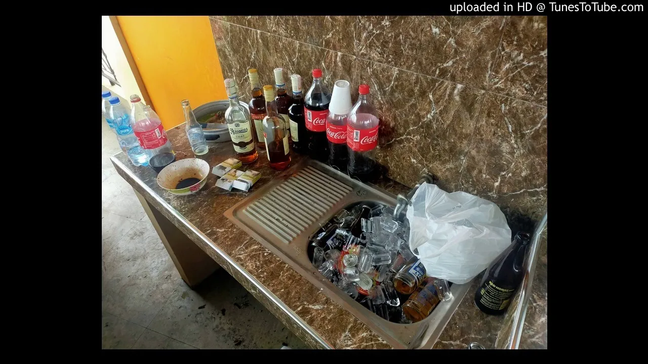 Andy_Bumuntu_-_On_Fire_(Pakx_Remix)(256k)