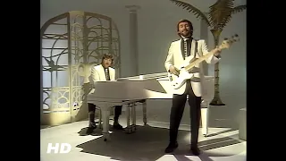 chas u0026 dave aint no pleasing you official hd music video 