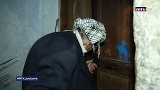 صدق او لا تصدق هكذا يعيش في الغابة منذ خمسين عاما ولا يخاف حتى من عزرايل 