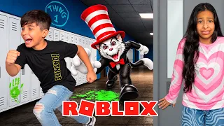 ESCAPAMOS del GATO CON SOMBRERO en la ESCUELA de ROBLOX | Tiko Time🤖👾