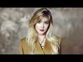 Christina Applegate TOPLESS Photos That Shocked Everyone Take a look