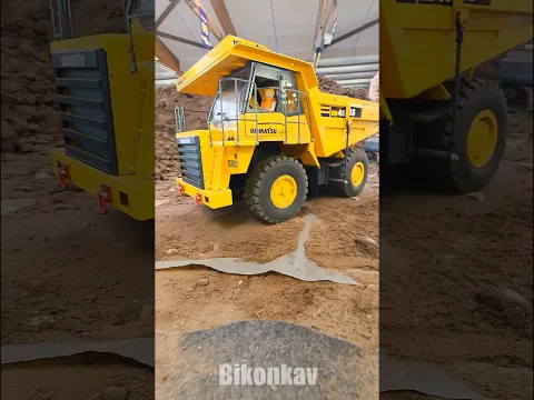 Insane RC Scale Realism! π Komatsu HD405 & MB Trac In Action! π₯π§ #summerofgoals