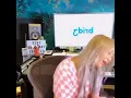 Hyolyn Live In VLive Singing 🎤🎵