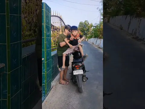 makanya ajak adek jalan" mama #shorts #comedy