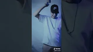 بكره غاب الأسد طلعو الاقرود    دندنها