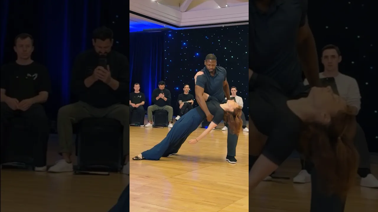 Effortless groove 🥰✨ #improv #westcoastswing