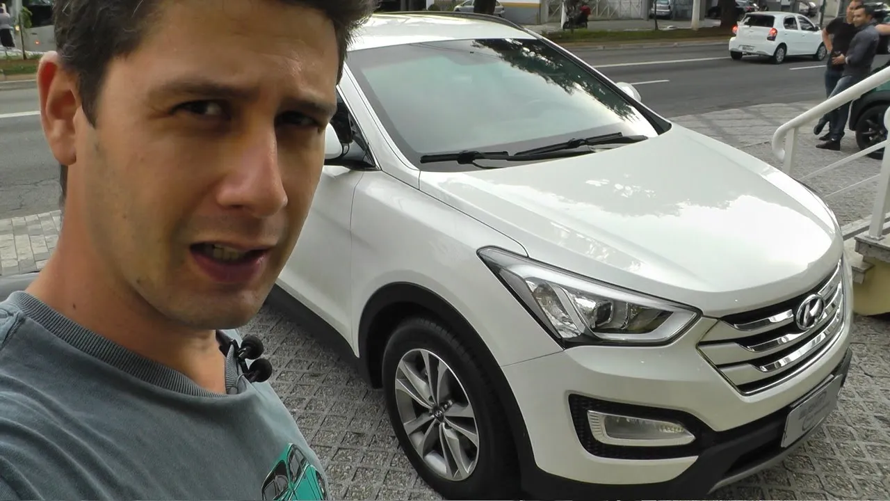 Hyundai Santa Fe 4WD 2016 avaliado pelo Caçador de Carros