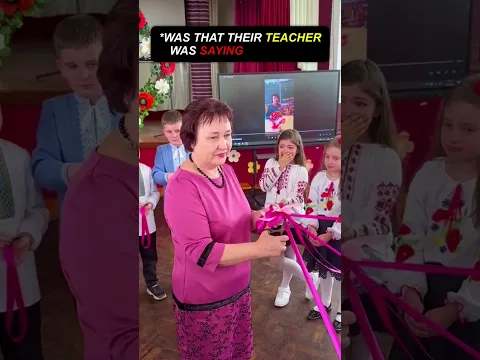 Teacher Saying Goodbye❤️