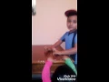 Download Lagu Un copil bate la tarabana