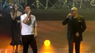 ליאור נרקיס ספרי לי עלייך מתוך עושים אהבה בקיסריה 2016 Lior Narkis 