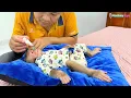 Download Lagu OMG! What happened to Baby Monkey Kyo after the doctor’s call?